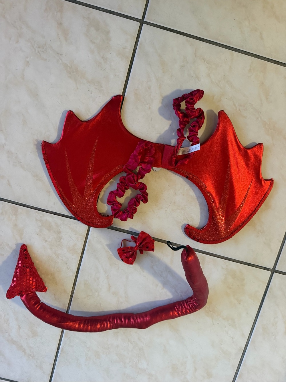 Devil Costume - Picture 3 of 3